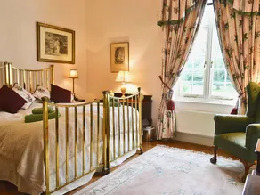 Children-friendly cottage with terrace, barbeque & garden | River view - Image 5