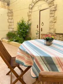 Child-friendly big holiday home with garden | Near Għar Dalam | City view - Image 2