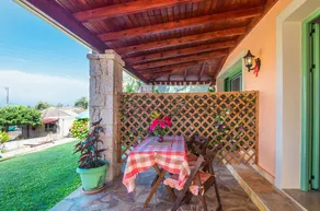 Nice studio with terrace & garden | Garden view | Next to the beach - Image 3