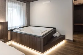 Appartement avec jacuzzi et sauna | Vue montagne - Image 3