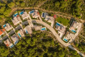 Children-friendly beautiful villa with pool | Sea view - Image 2