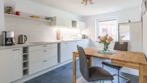 Pleasant holiday apartment with terrace, BBQ & garden - Image 3