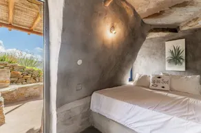 Apartment 'Alonaki Tinos Rental' with Mountain View, Wi-Fi and Air Conditioning - Image 3