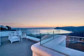 Villa adaptée aux familles avec jacuzzi, sauna et internet haut débit | Vue plage | À côté de la plage - Image 4