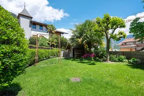 Apartamento con jardín y terraza | Vistas a la montaña - Image 2