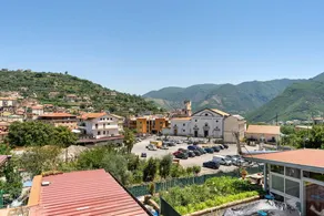 Appartamento totalmente attrezzato con terrazza | Vista sulla montagna - Image 2