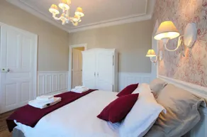 Charming bed & breakfast with garden, terrace & pool - Image 3