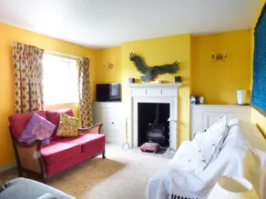Cottage with garden - Image 3