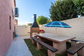 Villa with Large Pool, Mountain Views, Wi-Fi, and Air Conditioning - Image 4