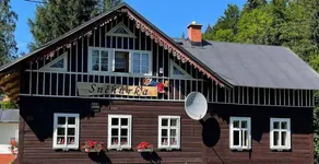 Cottage with garden, barbeque & terrace - Image 3
