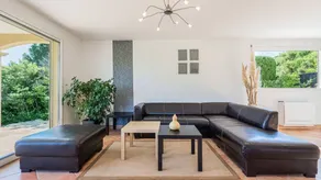Flat with terrace, pool & barbecue - Image 2