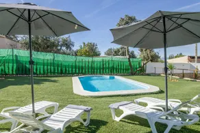 Agréable maison de vacances avec barbecue, jardin et piscine privée | Vue jardin | Avec animaux acceptés - Image 2