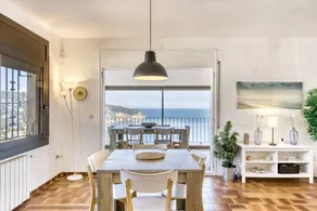 Fully equipped nice holiday home with fast internet, garden & terrace | Sea view | Perfect for remote work - Image 4