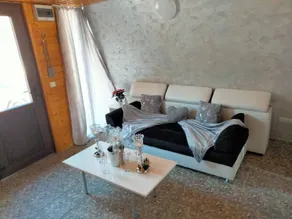 Cabin with pool, garden & sauna | Mountain view - Image 2
