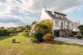 Holiday home with terrace, garden & BBQ - Image 4