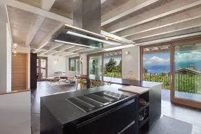 Holiday home with terrace, barbeque & hot tub | Lake view | Perfect for remote work - Image 5