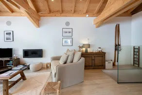 Chalet Villarenger Belleville – Your Alpine Retreat - Image 4