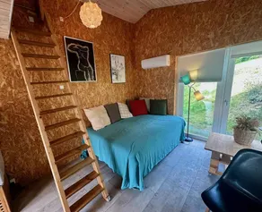 Child-friendly holiday apartment with garden & terrace - Image 4