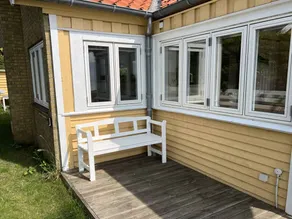 Children-friendly holiday home with garden | Sea view | Beach nearby - Image 4