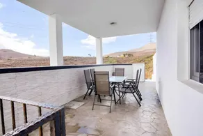 Villa with fast internet, terrace & pool | Mountain view | Perfect for remote work - Image 5