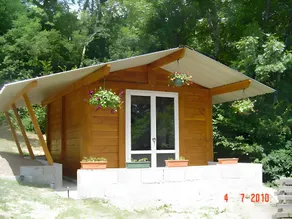 Holiday home with BBQ, terrace & garden | Mountain view - Image 4