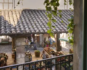Gite with BBQ, terrace & garden - Image 5