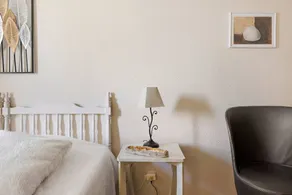 Bed & breakfast avec barbecue, terrasse et piscine | Vue jardin - Image 4