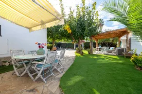 Wonderful lodge with barbecue, garden & hot tub | Garden view | Perfect for remote work | Pet-friendly - Image 3