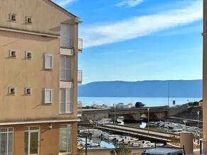 Holiday apartment with pool - Image 5