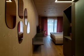 Dedicated room with terrace & garden | Garden view - Image 3