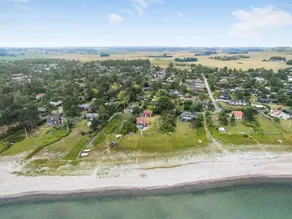 Family-oriented wonderful holiday home with barbecue, terrace & garden | Sea view | Dogs allowed - Image 3