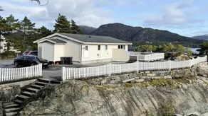 House with terrace & garden - Image 4
