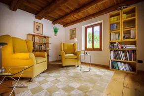 Cosy Holiday Home "La Pita" with Mountain View, Balcony, Fireplace and Wi-Fi - Image 4
