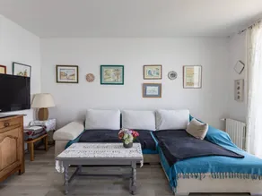 Holiday Home 'Bellevue' with Sea View, Private Terrace and Wi-Fi - Image 4