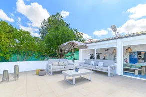 Grand cottage avec barbecue, jardin et internet haut débit | Vue ville | Parfait pour le travail à distance | Avec animaux acceptés - Image 4