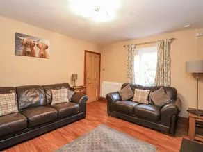 Children-friendly cottage with garden - Image 5