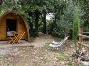 Charmante location insolite avec piscine - Image 4