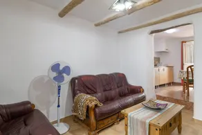 House with terrace | Perfect for remote work - Image 3