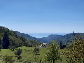 Casa con giardino, terrazza e griglia | Vista sulla città - Image 2