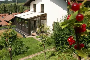 Spettacolare casa adatta alle famiglie con giardino e terrazza | Vista sul lago - Image 2