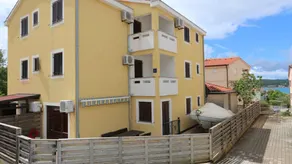 Apartamento vacacional con barbacoa - Image 4
