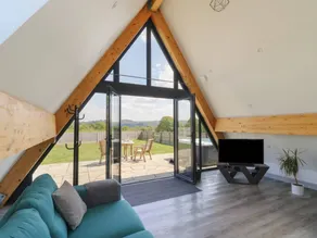 Cottage with garden & jacuzzi - Image 4