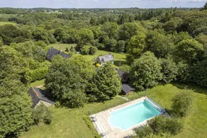 Ferienunterkunft mit Pool, Garten und Grill - Image 3