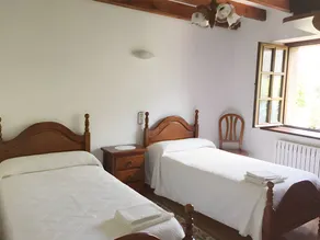 Aparthotel with fast internet, terrace & BBQ | Mountain view - Image 5