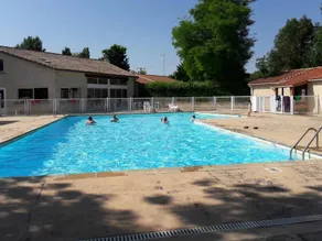 Pleasant unique accommodation with terrace & pool - Image 3