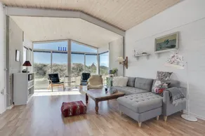 House with barbecue & terrace - Image 4