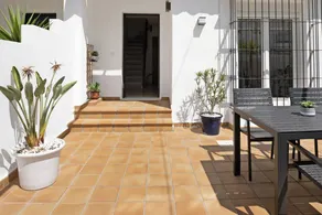 House with terrace & pool | Garden view - Image 4
