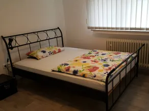 Apartment with terrace - Image 2