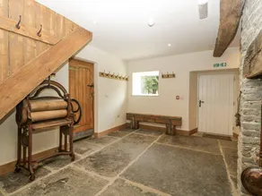 Family-friendly cottage with barbecue, garden & jacuzzi | Pets allowed - Image 5