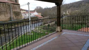 Großzügiges Ferienhaus mit Terrasse, Grill und schnellem Internet | Bergblick | Perfekt für die Arbeit von Zuhause | Haustierfreundlich - Image 2